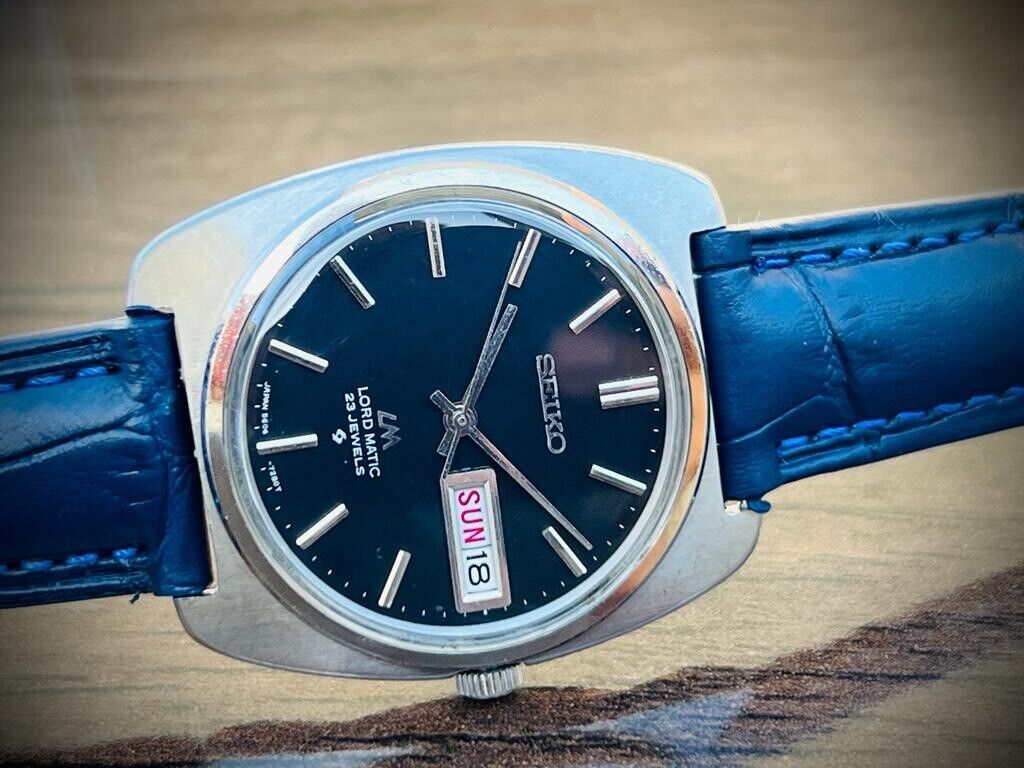 Vintage Seiko LM 23 Jewels Black Dial Automatic 5606-7130 Mens Watch, 35mm - Grab A Watch Co