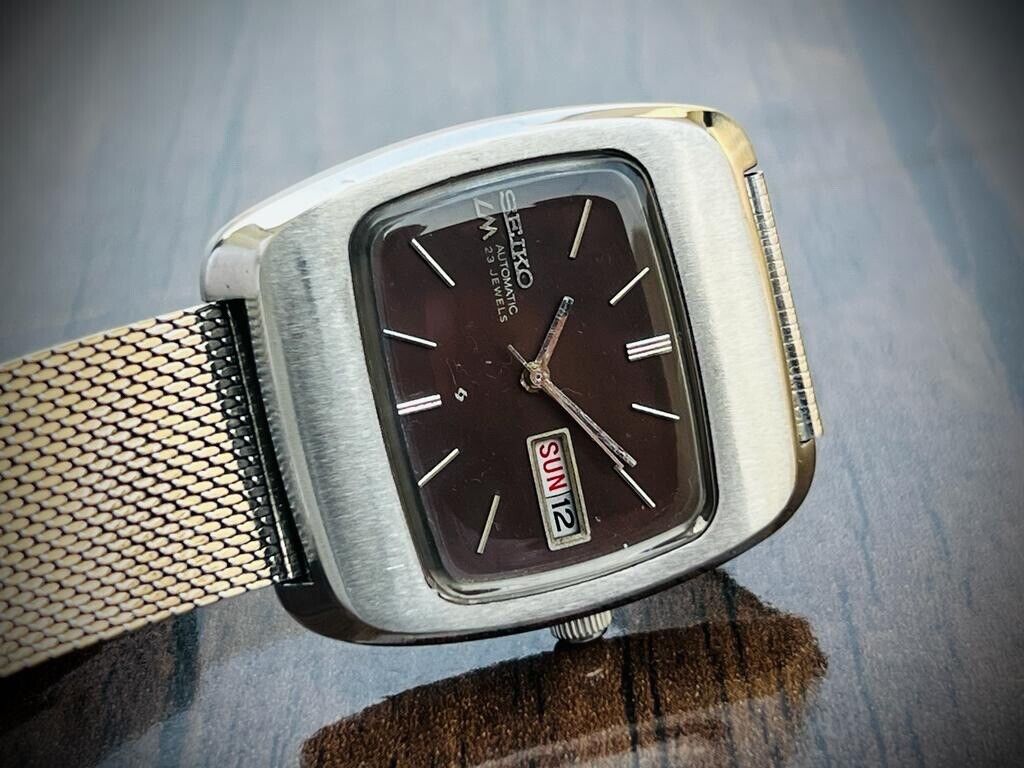 Vintage Seiko LM 23 Jewels Brown Dial Automatic 5606-5070 Mens Watch, 36mm - Grab A Watch Co
