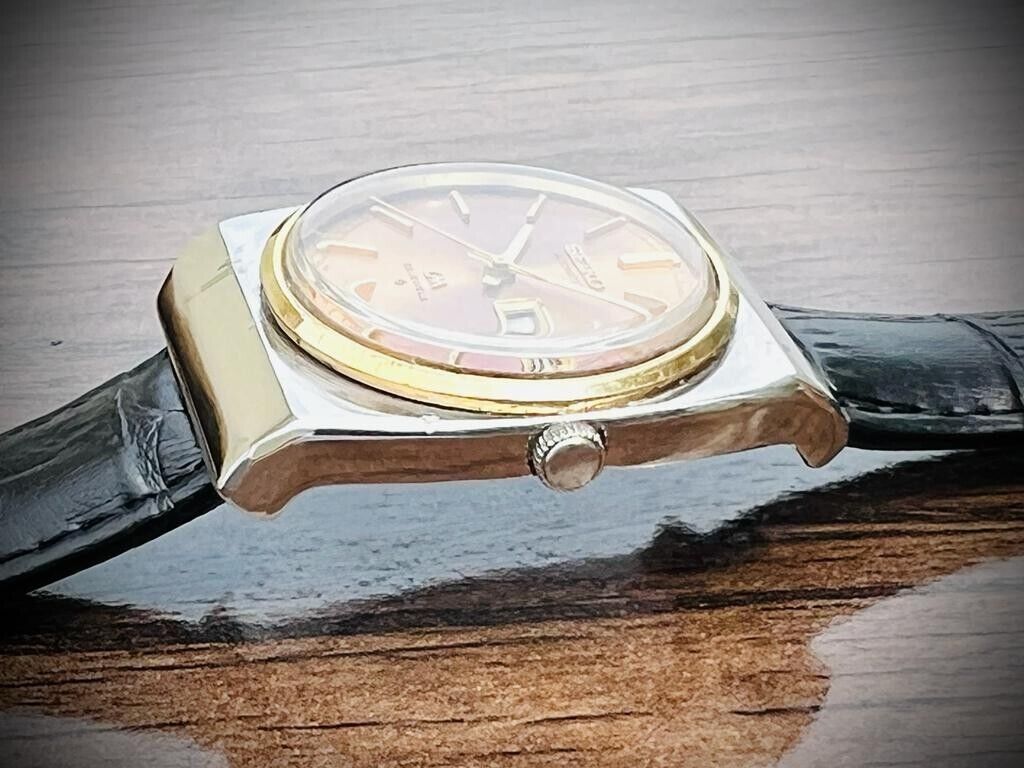 Vintage Seiko LM 23 Jewels Salmon Dial 5606-6020 Automatic Mens Watch, 33mm - Grab A Watch Co