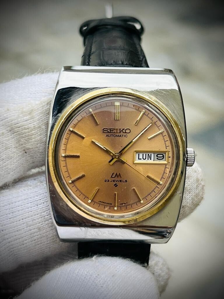 Vintage Seiko LM 23 Jewels Salmon Dial 5606-6020 Automatic Mens Watch, 33mm - Grab A Watch Co