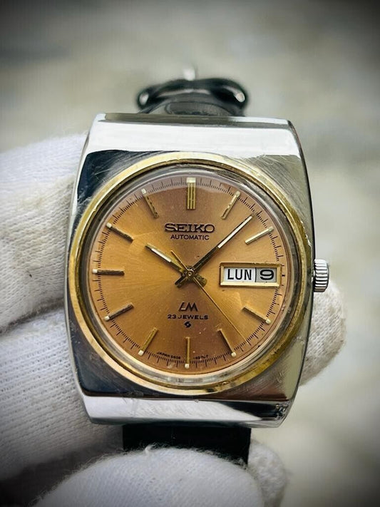 Vintage Seiko LM 23 Jewels Salmon Dial 5606-6020 Automatic Mens Watch, 33mm - Grab A Watch Co