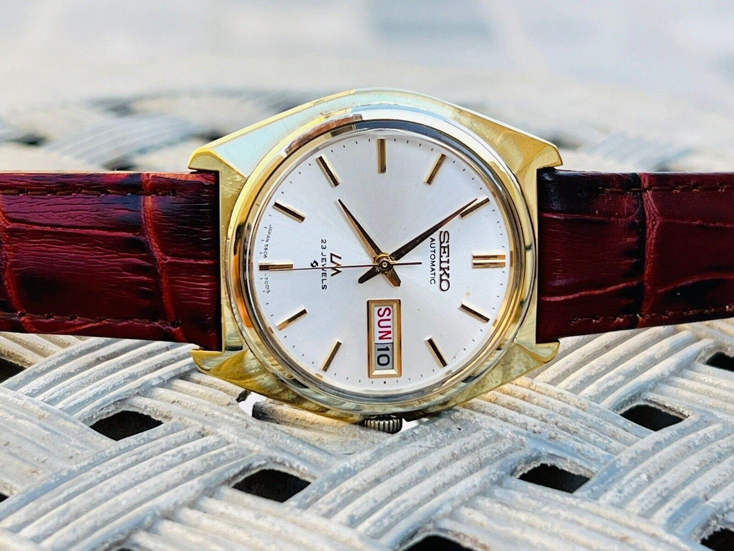 Vintage Seiko LM Automatic 23 Jewels Gents Watch, 5606-7000 Japan Made, Perfect - Grab A Watch Co