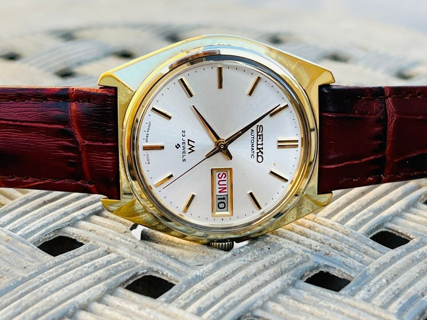 Vintage Seiko LM Automatic 23 Jewels Gents Watch, 5606-7000 Japan Made, Perfect - Grab A Watch Co