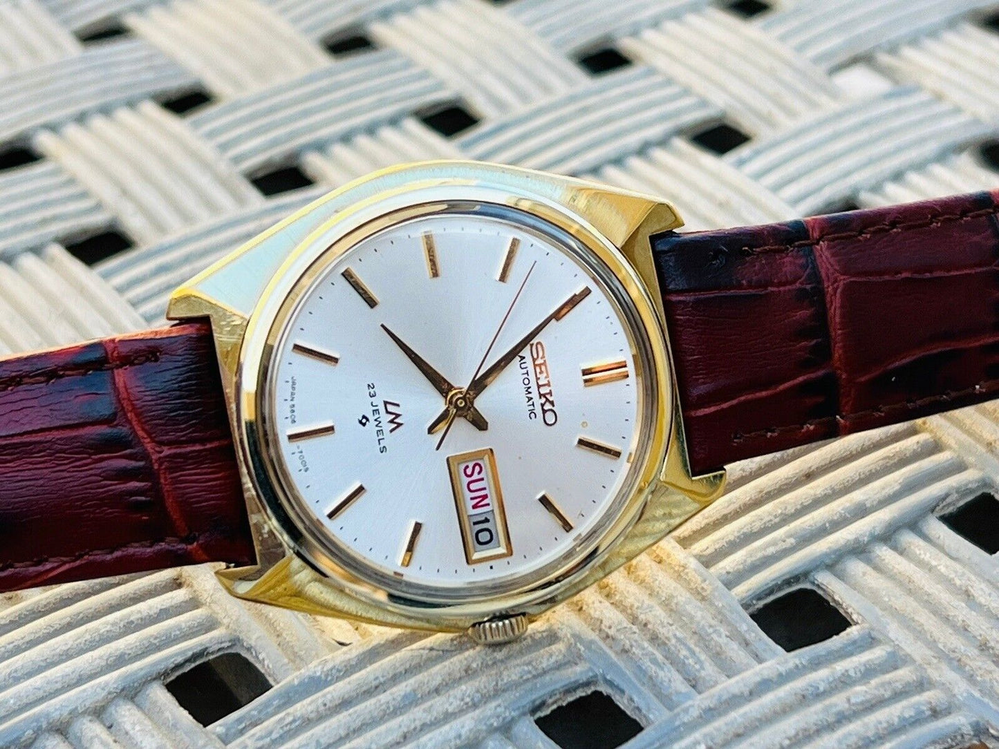 Vintage Seiko LM Automatic 23 Jewels Gents Watch, 5606-7000 Japan Made, Perfect - Grab A Watch Co