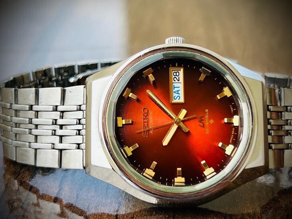 Vintage Seiko LM Red Dial 23 Jewels Automatic 5606-7320 Mens Watch 36mm, RARE - Grab A Watch Co