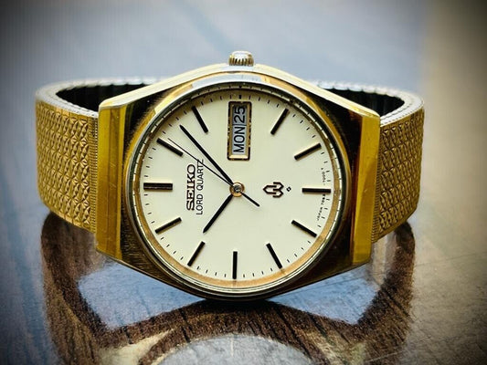 Vintage Seiko Lord Quartz Day Date 7853-7010 Mens Watch, Japan 34mm - Grab A Watch Co