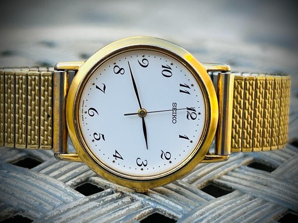 Vintage Seiko Quartz White Dial 34mm Mens Watch, 2G28-6100 Made in Japan - Grab A Watch Co