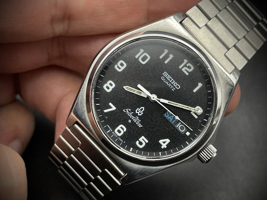 Vintage Seiko SilverWave 35mm Quartz Gents Watch, Japan made - Grab A Watch Co