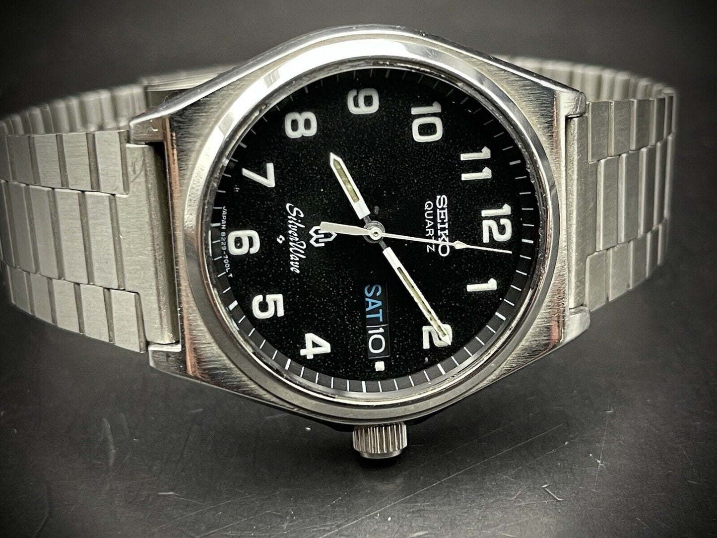 Vintage Seiko SilverWave 35mm Quartz Gents Watch, Japan made - Grab A Watch Co