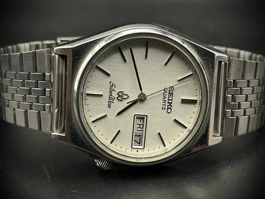 Vintage Seiko SilverWave Quartz 35mm Gents Watch, Japan made - Grab A Watch Co