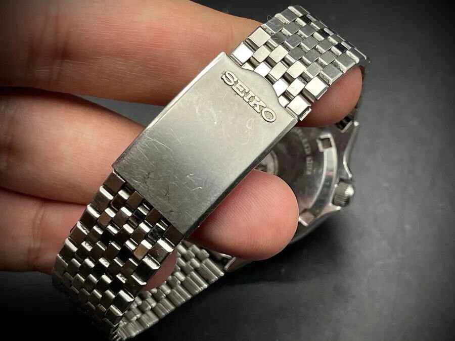 Vintage Seiko SilverWave Quartz Gents Watch, Japan made - Grab A Watch Co