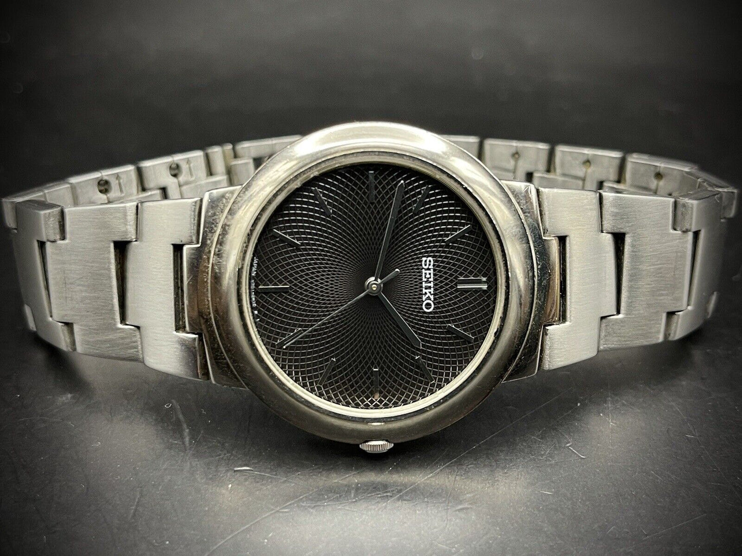 Vintage Seiko Spider Web Dial Rare Quartz Slim 34mm Gents Watch, Japan Made - Grab A Watch Co