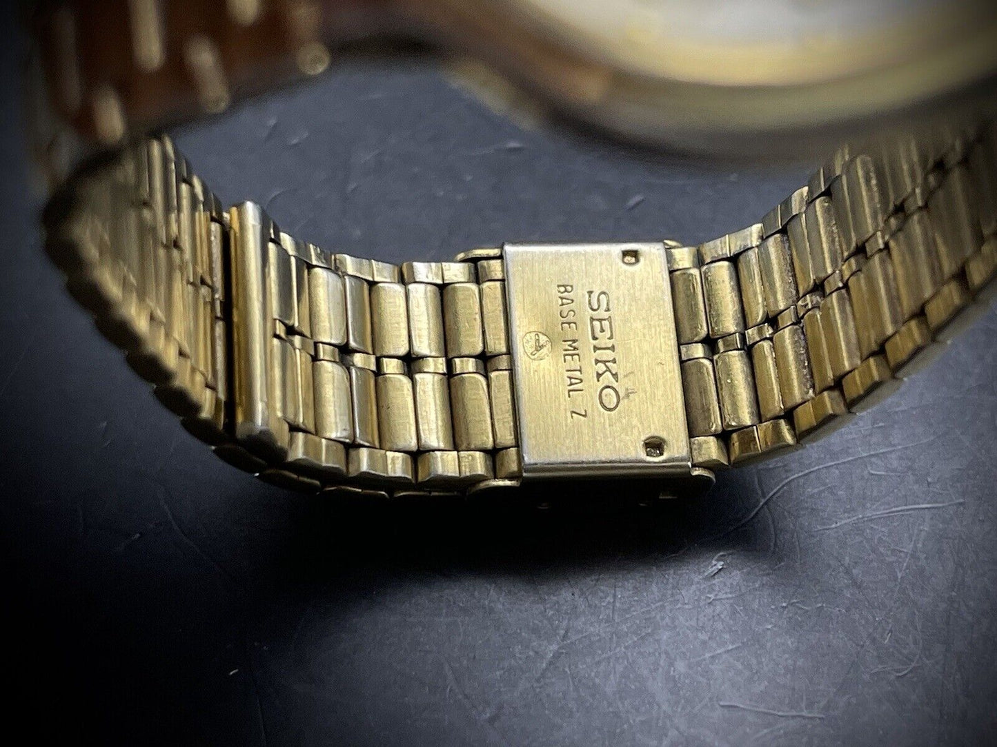 Vintage Seiko SX Quartz All Gold Slim 34mm Gents Watch, Japan made - Grab A Watch Co