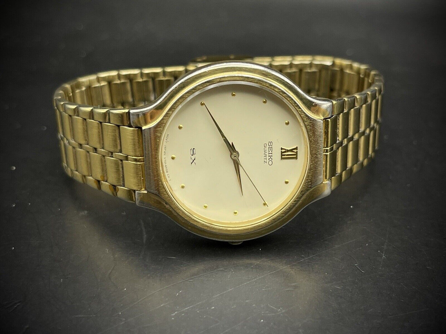 Vintage Seiko SX Quartz All Gold Slim 34mm Gents Watch, Japan made - Grab A Watch Co