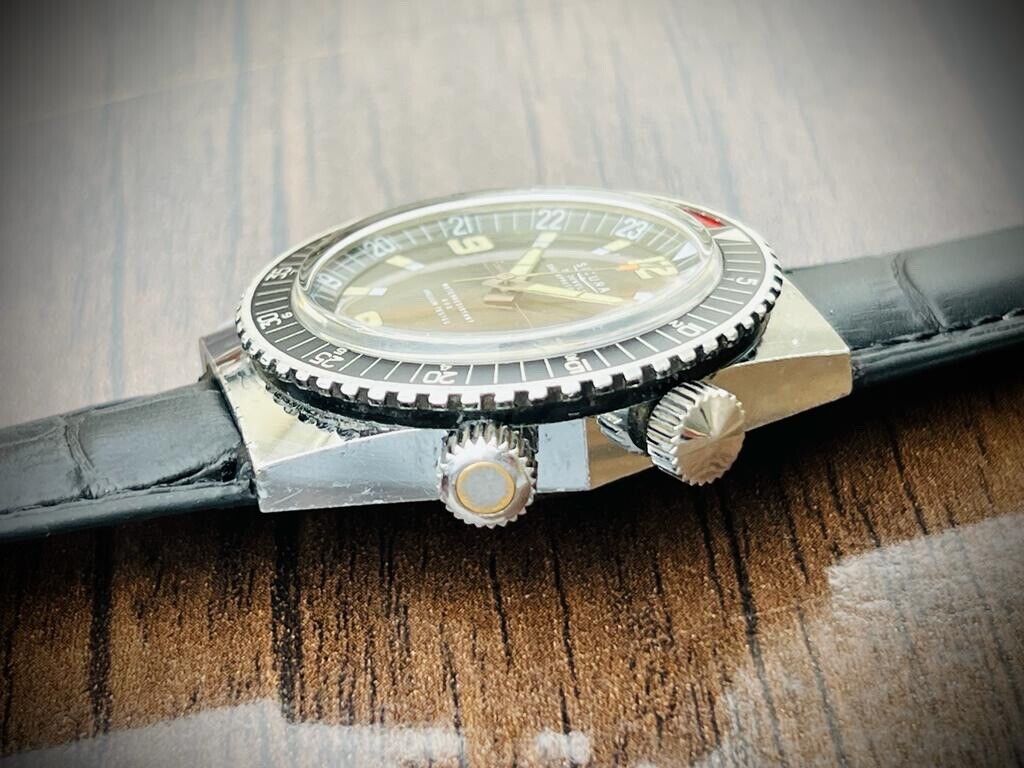 Vintage Sicura 400 Vacuum Tested GMT Automatic Divers 40mm Mens Watch, Rare - Grab A Watch Co