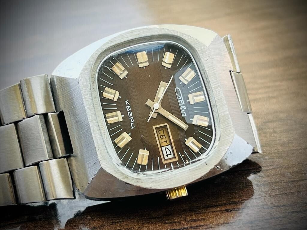 Vintage Slava Glory USSR Soviet Union Quartz Mens Watch 37mm - Grab A Watch Co
