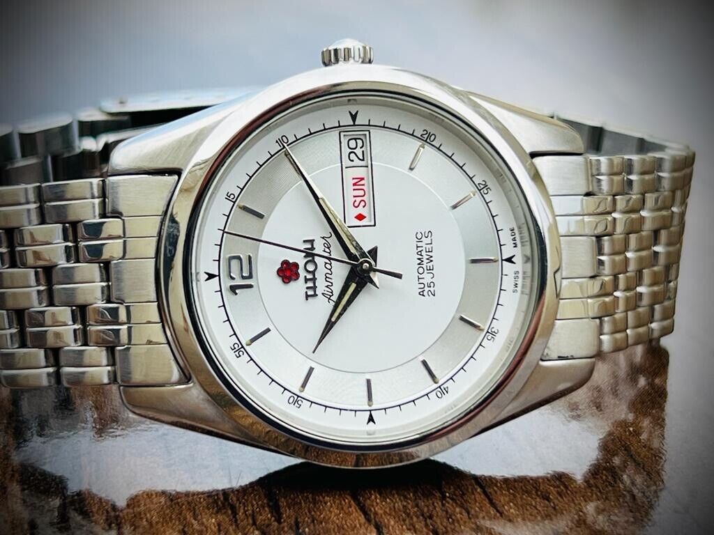 Vintage Titoni Airmaster 35mm 359 NOS Automatic Mens Watch, RARE & PERFECT - Grab A Watch Co