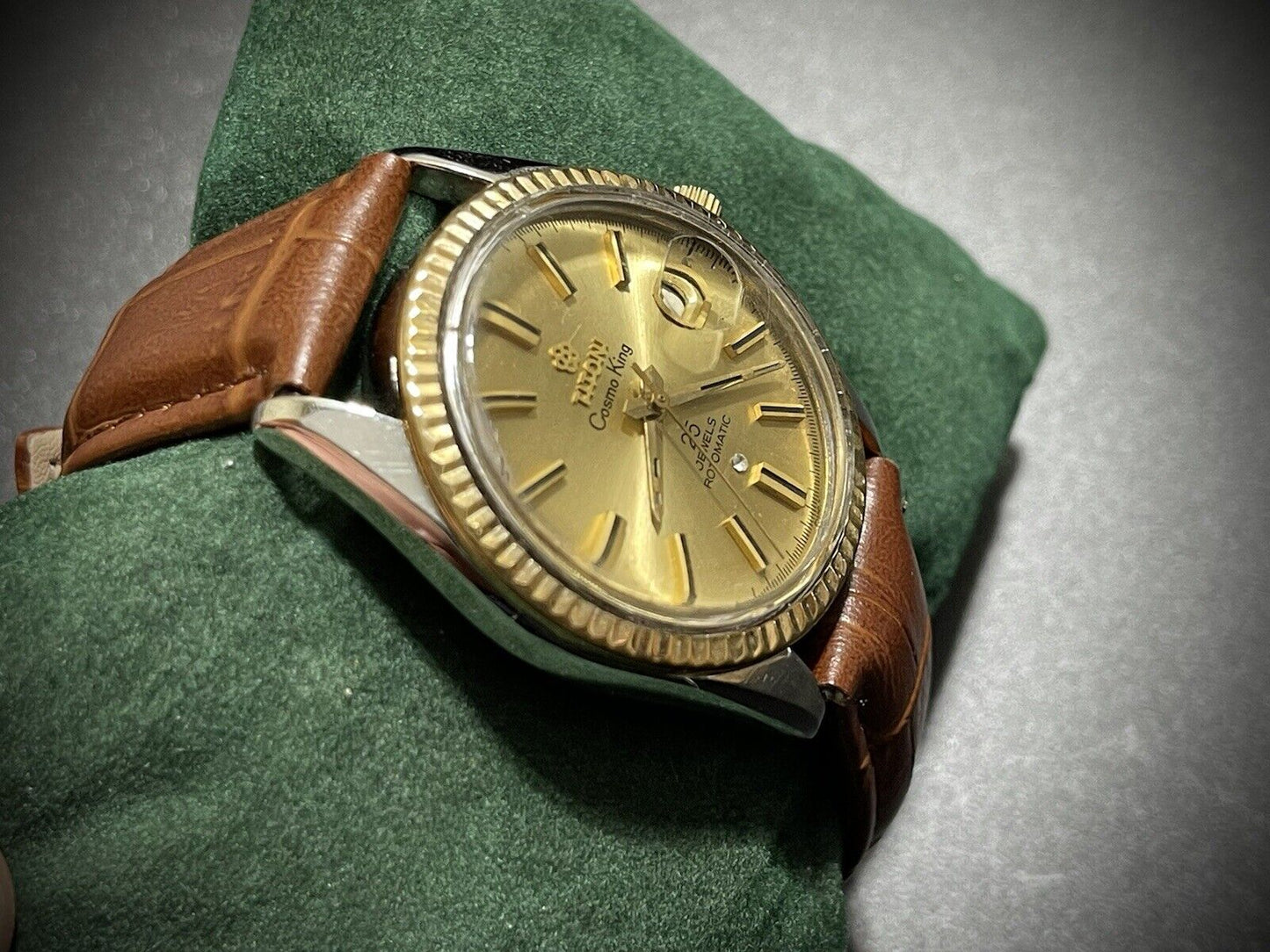 Vintage Titoni Cosmo King 25 Jewels Champagne Dial 36mm ETA 2783 Gents Watch - Grab A Watch Co