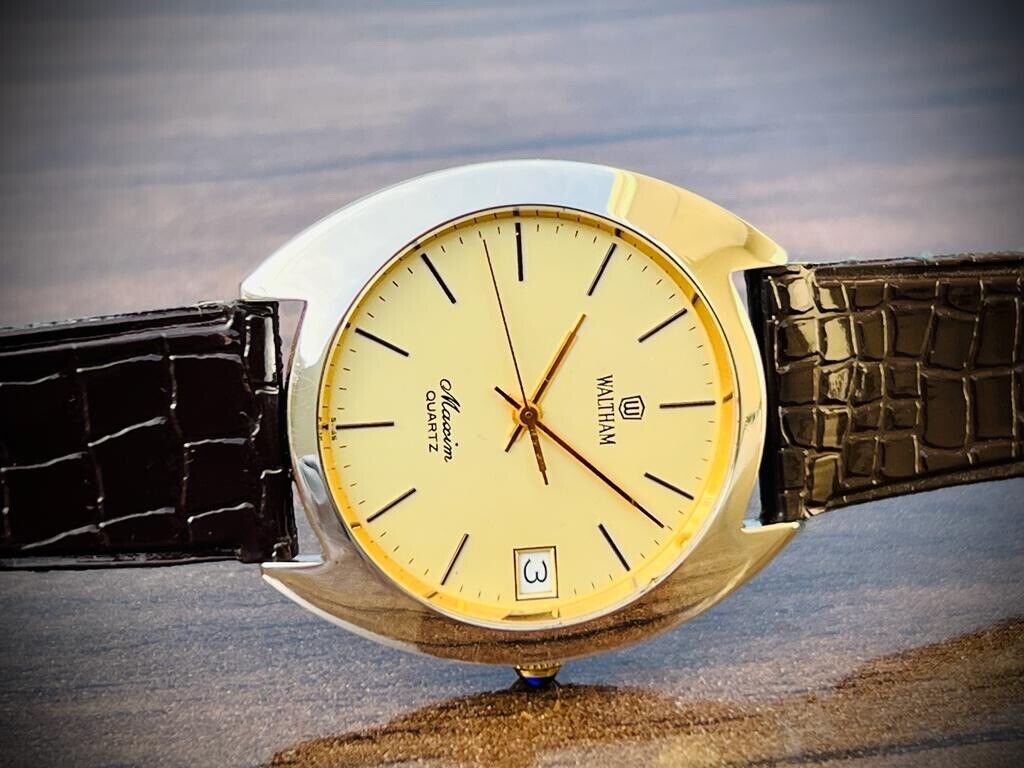 Vintage Waltham Maxim Quartz 35mm Gents Watch, Swiss made, NOS 2101100 - Grab A Watch Co