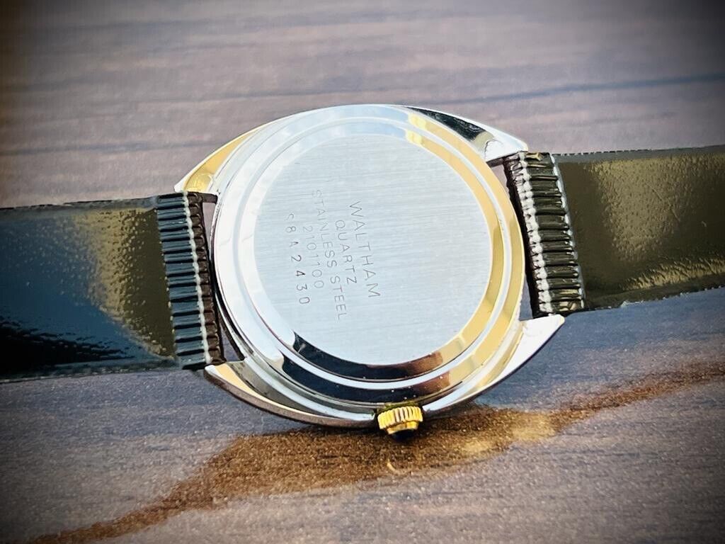 Vintage Waltham Maxim Quartz 35mm Gents Watch, Swiss made, NOS 2101100 - Grab A Watch Co
