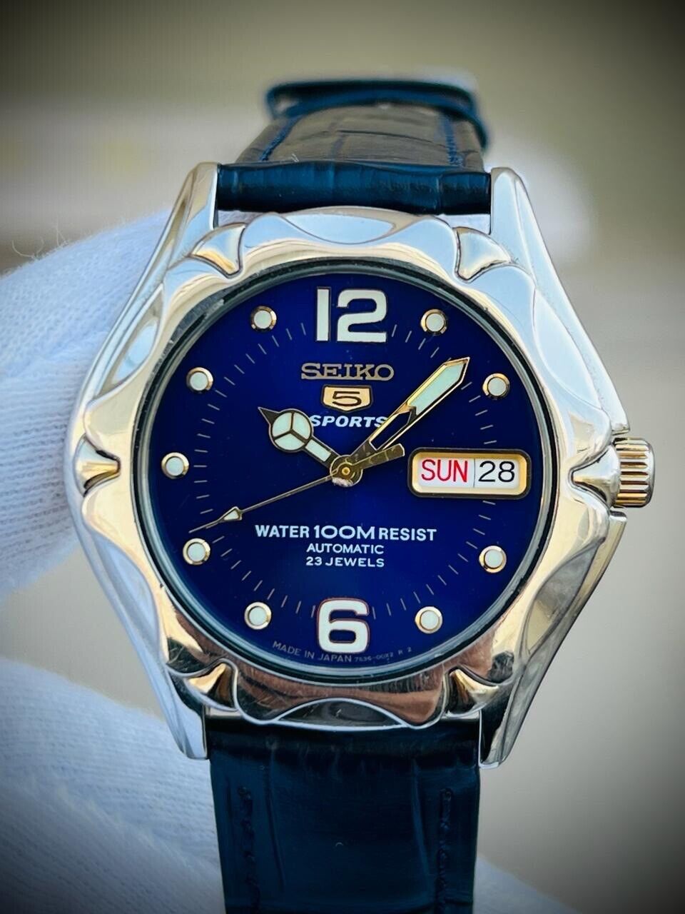 Vintage Watch Seiko 5 Sports 100m 23 Jewels 7S36-00M0 Gents Watch, 40mm UFO Blue - Grab A Watch Co