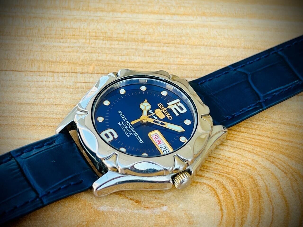 Vintage Watch Seiko 5 Sports 100m 23 Jewels 7S36-00M0 Gents Watch, 40mm UFO Blue - Grab A Watch Co