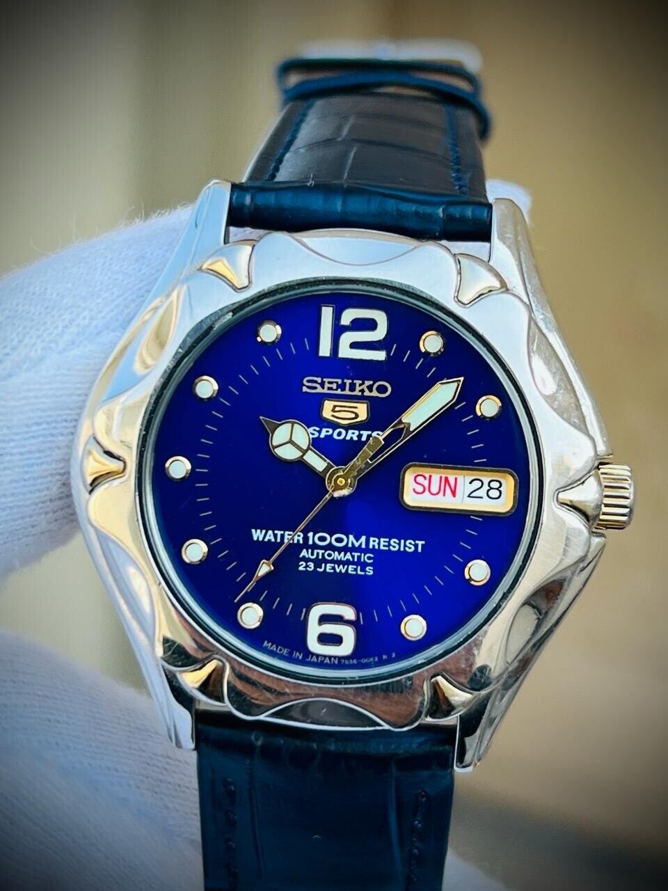Vintage Watch Seiko 5 Sports 100m 23 Jewels 7S36-00M0 Gents Watch, 40mm UFO Blue - Grab A Watch Co