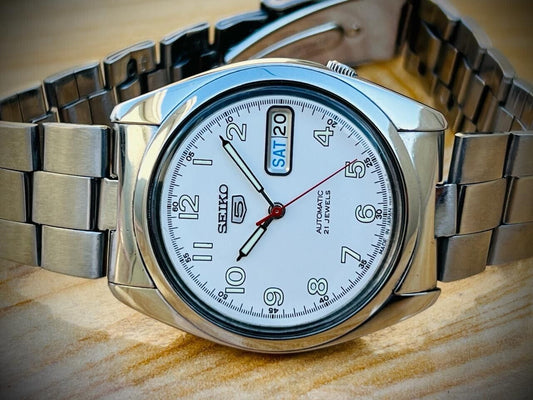 Seiko 5 Automatic 21 Jewels White Dial 7S26-0590 Mens Watch 37mm