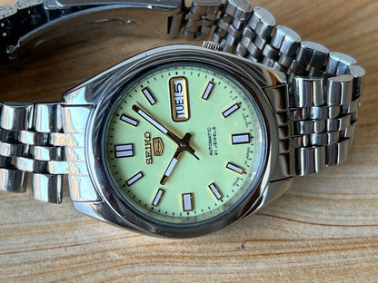 Seiko 5 Lume Dial 7s26-00x0 Automatic 37mm Men’s Watch, Perfect