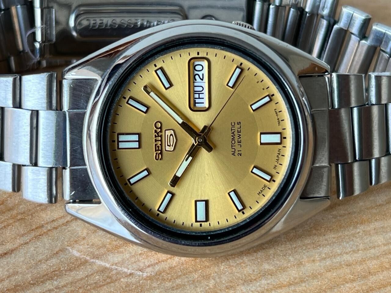 Seiko 5 7S26-00X0 Gold Dial Automatic 21 Jewels 37mm Men’s Watch