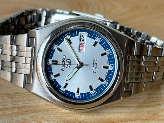 Seiko 5 Rare Dial 7s26-02e0 Automatic 21 Jewels 37mm Men’s Watch, Perfect