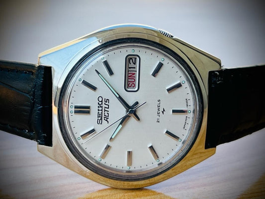 Vintage Seiko Actus 21 Jewels Automatic 7019-8010 Japan 39mm