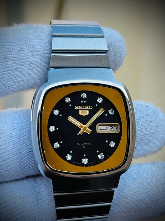 Vintage Seiko 5 Automatic Rare Black Diamond Dial 7009-5140 Mens Watch 37mm