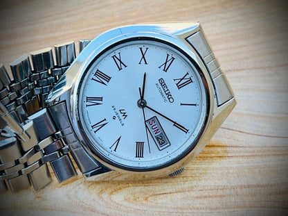 Vintage Seiko LM Automatic 25 Jewels Roman Dial 5606-8031 Mens Watch 38mm