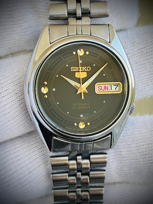 Vintage Seiko 5 Automatic 21 Jewels 7s26-6000 Japan 35mm