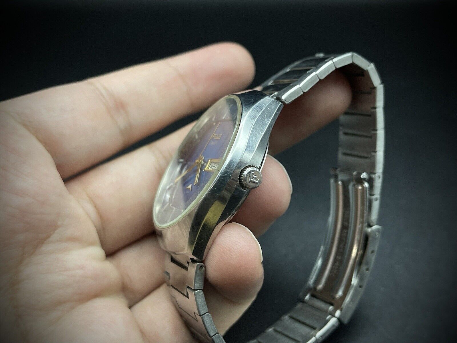 Beautiful Fuji 25 Jewels Blue Dial Automatic Mens Watch - Grab A Watch Co