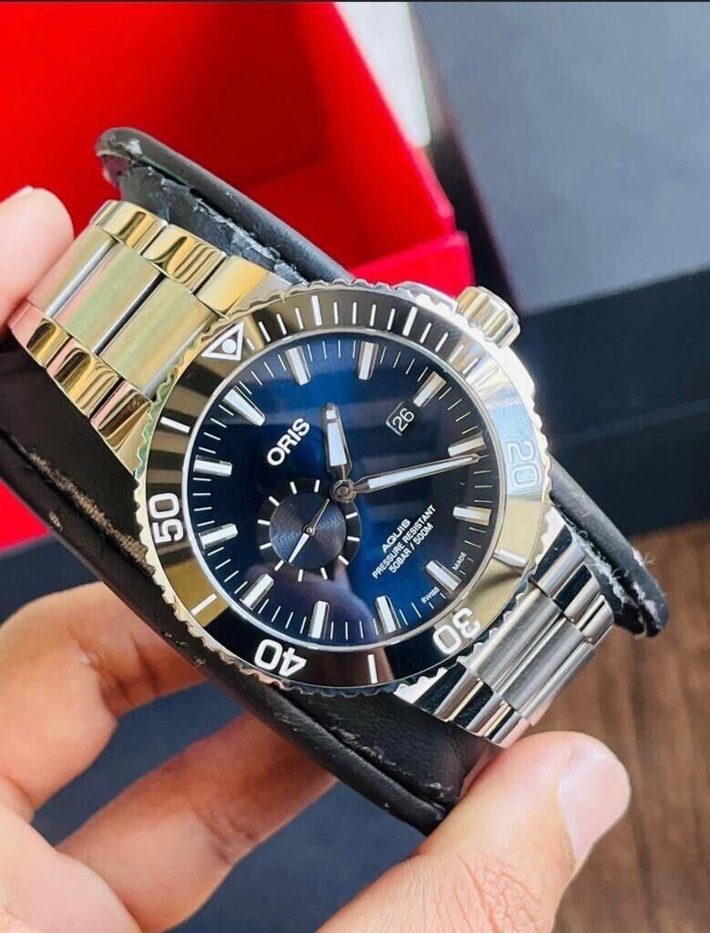 Oris Aquis 500m Blue Divers 46mm Sub Second Mens Watch RRP $3700 With Papers - Grab A Watch Co