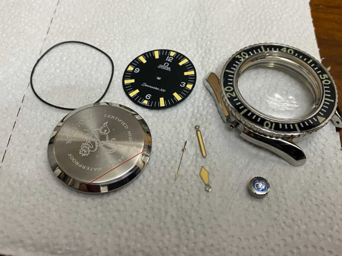 Omega Seamaster 300 Sports Gents Watch complete kit 165.024