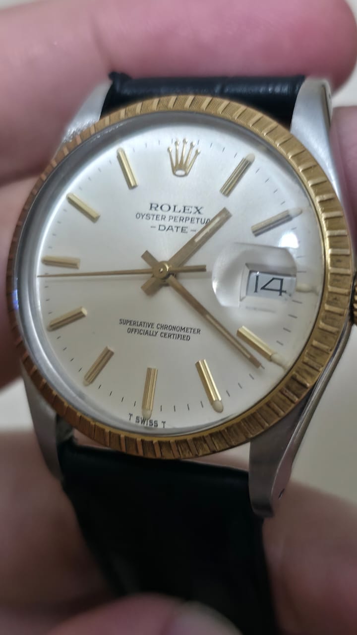 Vintage Rolex Oyster Perpetual Date 18k Gold 15053 Automatic 34mm Mens Watch