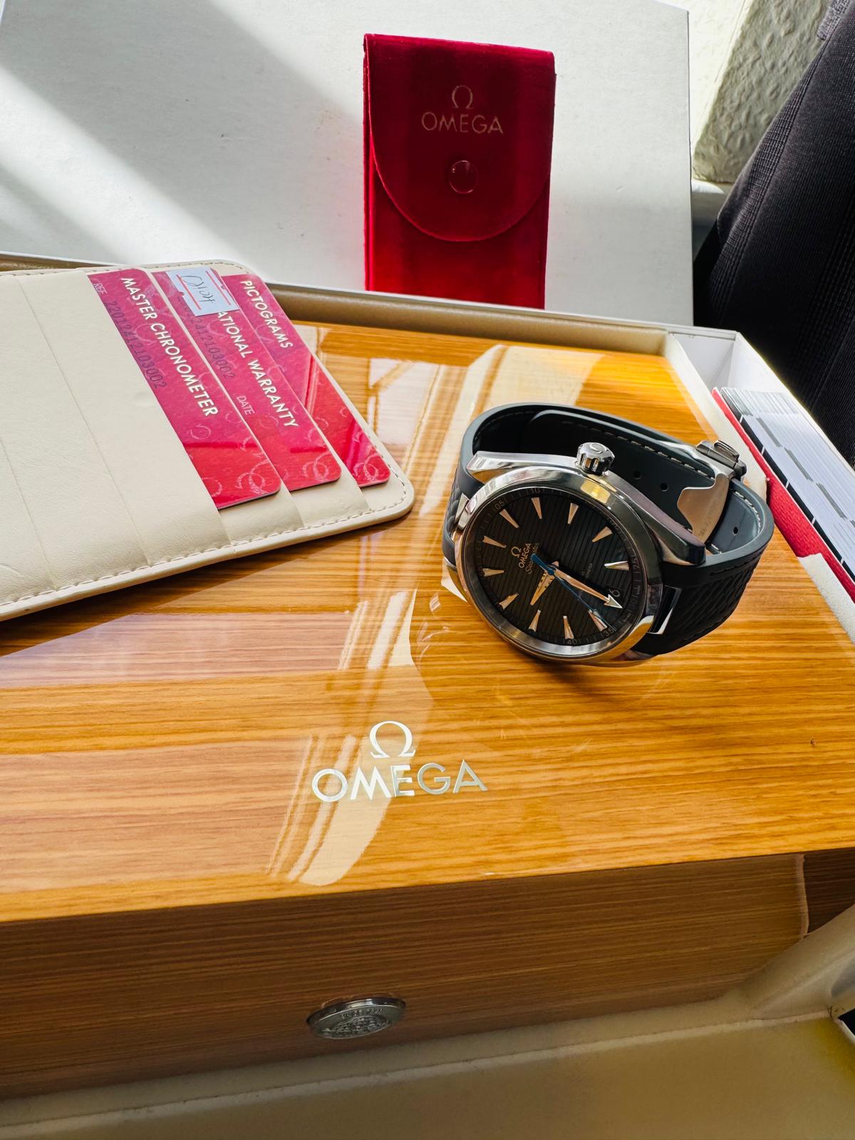 OMEGA Seamaster Aqua Terra Chronometer 220.10.41.21.03.002 - 41mm Full Set