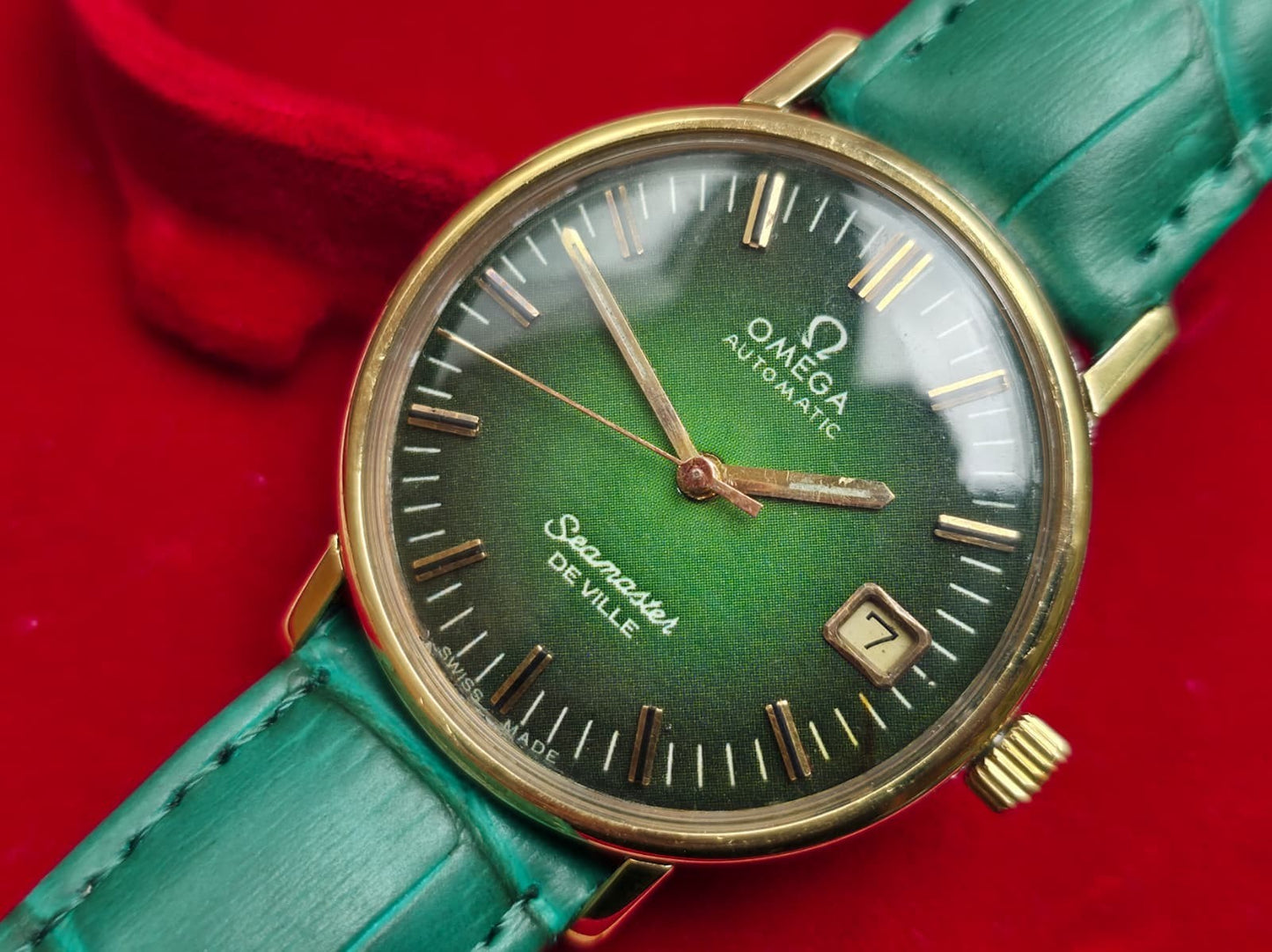 Vintage Omega Seamaster Deville Stunning 18k Gold Bezel Automatic Watch + Box