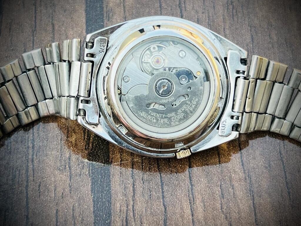 Seiko 5 Automatic 21 Jewels 2/Tone Dial 7S26 Gents Watch Japan 37mm, Rare - Grab A Watch Co