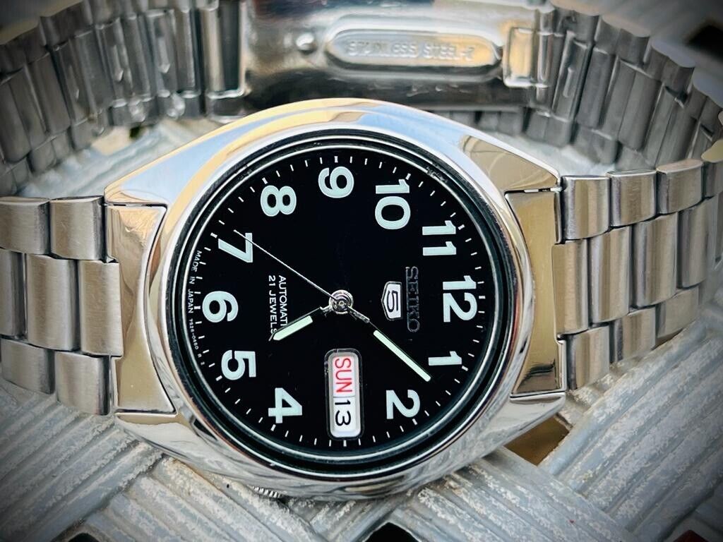 Seiko 5 Automatic 21 Jewels Black Dial Ref:7S26-0480, Japan 36mm - Grab A Watch Co