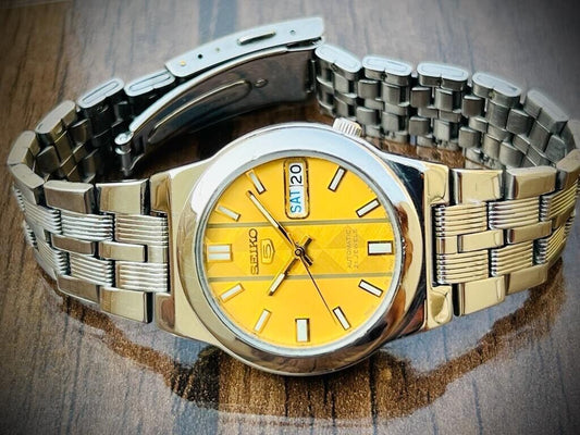 Seiko 5 Automatic 21 Jewels Gold Dial 7S26-01R0 Gents Watch Japan 35mm - Grab A Watch Co