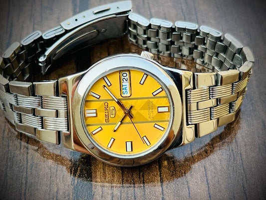 Seiko 5 Automatic 21 Jewels Gold Dial 7S26-01R0 Gents Watch Japan 35mm - Grab A Watch Co