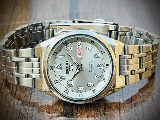Seiko 5 Automatic 21 Jewels Grey Dial, 7S26 0530, 35mm Gents Watch