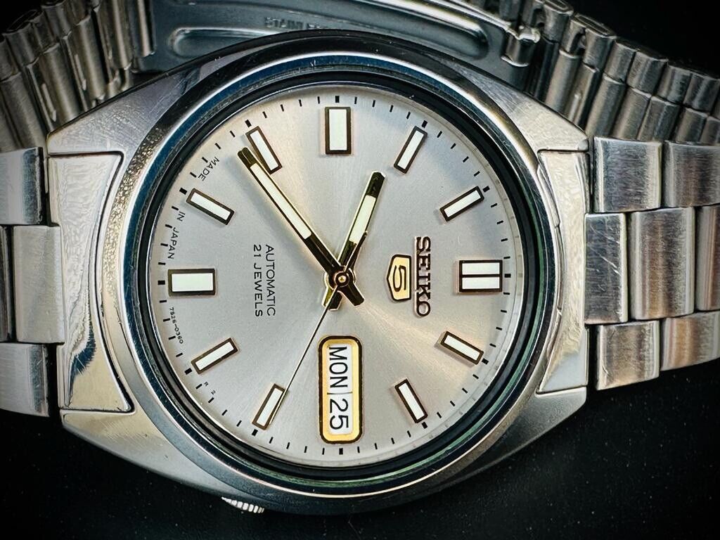 Seiko 5 Automatic 21 Jewels Grey dial Ref:7s26/0480 Made in Japan 