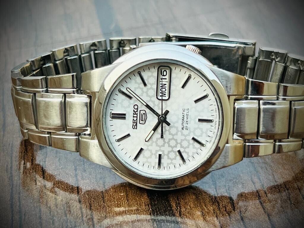 Seiko 5 Automatic 21 Jewels White Dial, 7S26-02R0 36mm Men’s Watch