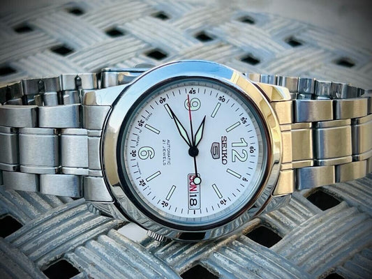 Seiko 5 Automatic 21 Jewels White Dial, 7S26 02W0, 39mm Gents Watch - Grab A Watch Co