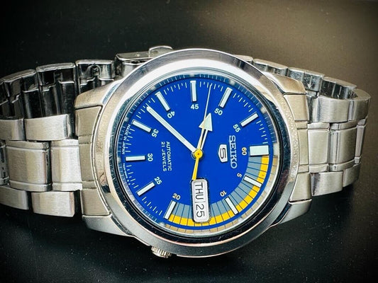 Seiko 5 Automatic Blue Racer Dial 21 Jewels 38mm Ref:7s26/02w0 Made In Japan - Grab A Watch Co